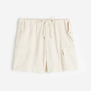 H&M Cargo Shorts Size Large Cream